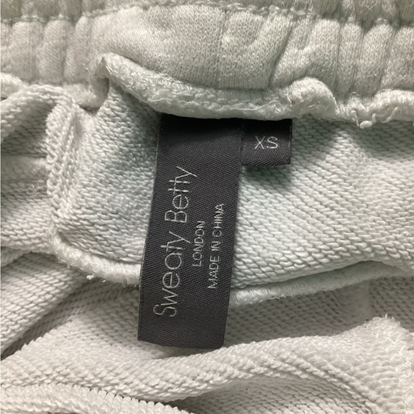 💥PRICE DROP💥 Essential Pocket Joggers - Picture 6 of 8